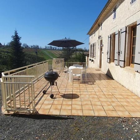 Maison 2 Chambres Au Calme Saint-Bonnet-sur-Gironde ภายนอก รูปภาพ